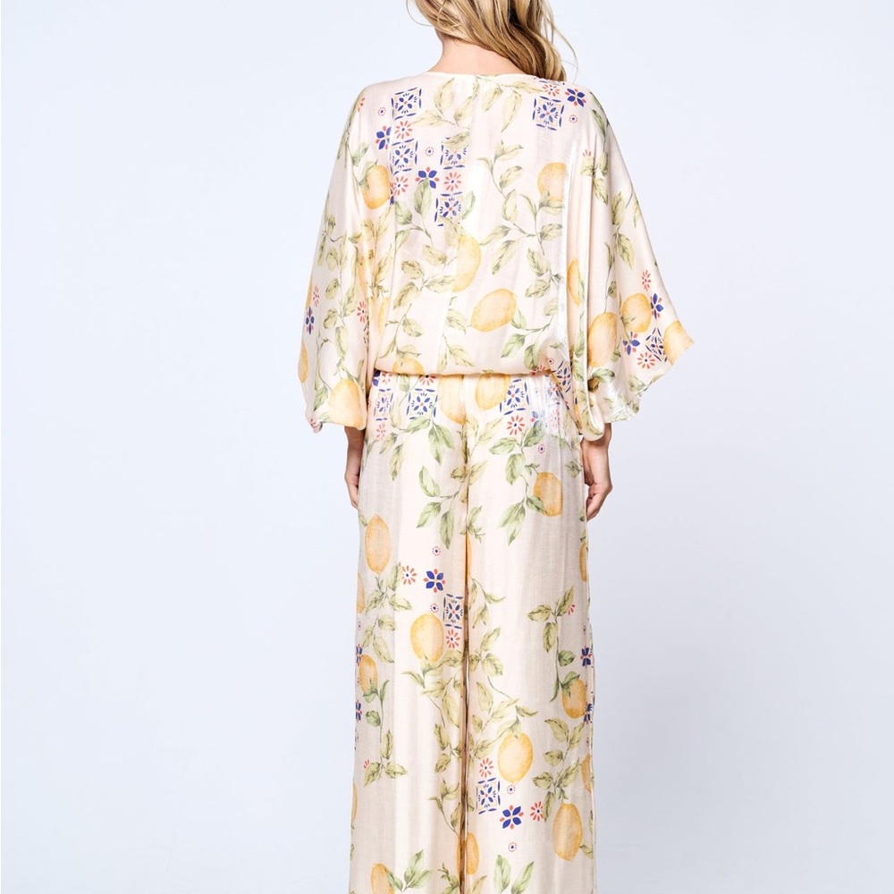 CIEBON Floral Lemon Print Kimono FELICIA LEMON PRINT TIE FRONT SATIN TOP - Picture 2 of 5
